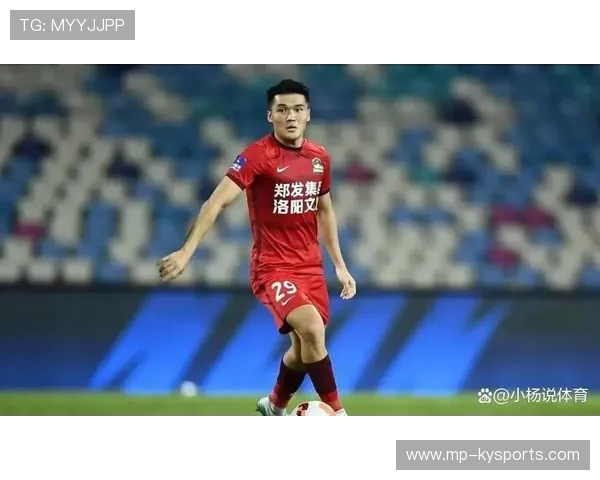 大牌转会解析：知名球员加盟背后的深层策略，球员转会排名